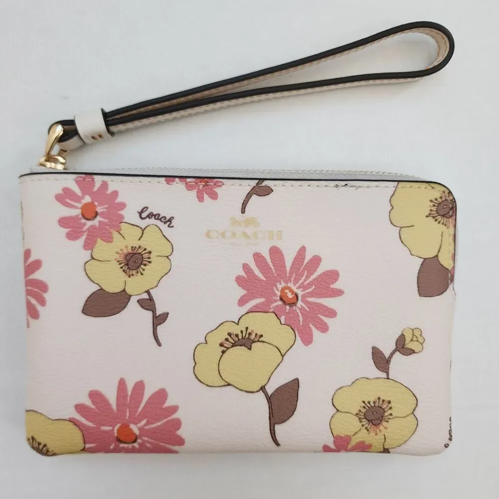 Coach Floral Cluster Corner Zip Wristlet Wallet Clutch NWT